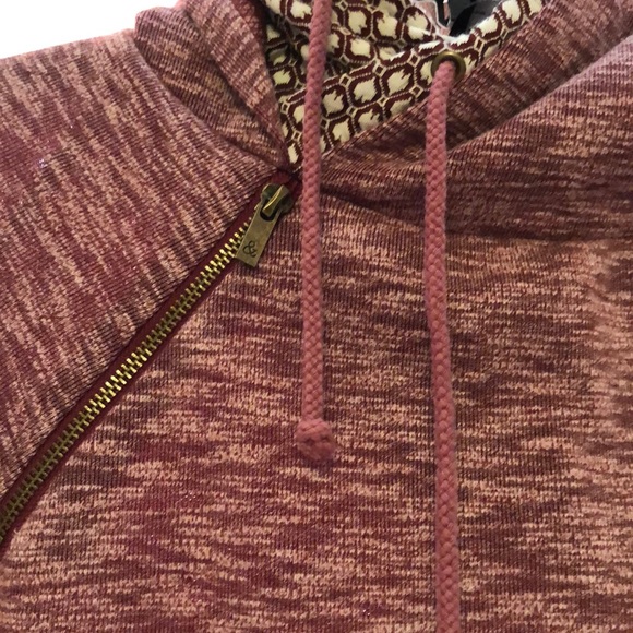 Women’s hooded top - Picture 2 of 7